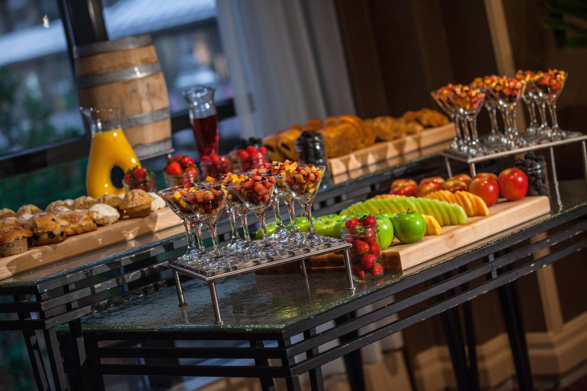 Renaissance Chicago Downtown Hotel Екстер'єр фото