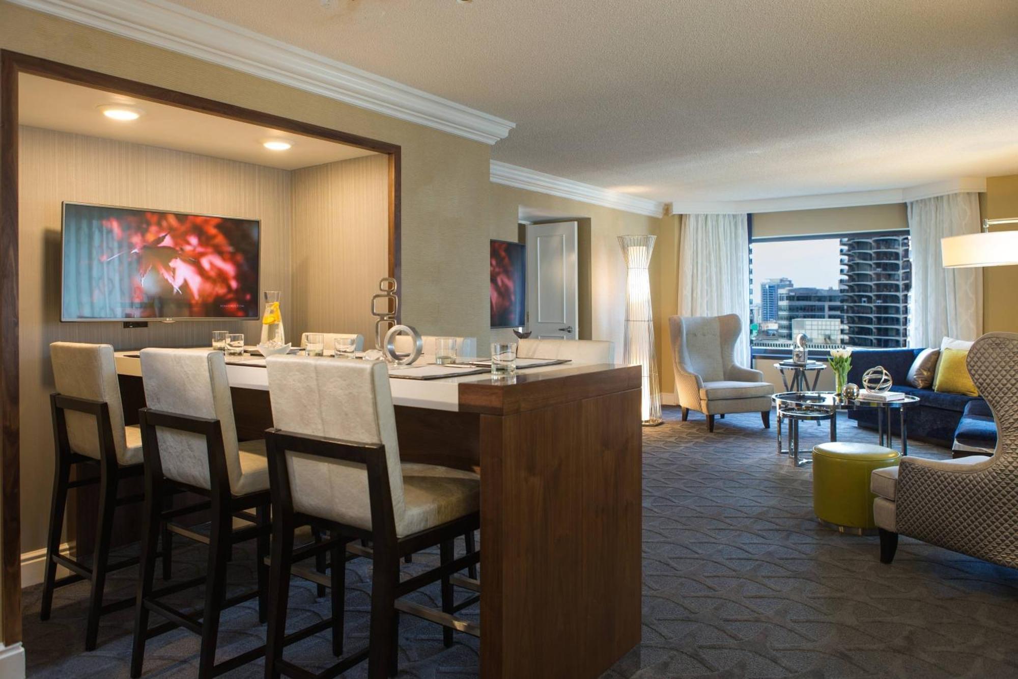 Renaissance Chicago Downtown Hotel Екстер'єр фото